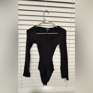 Elegant Black Long Sleeve Bodysuit